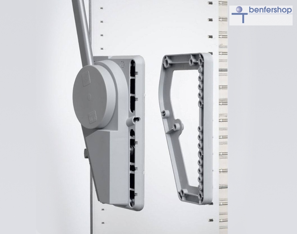 Kleiderlfift, Tragkraft einstellbar von 12 bis 20 Kg. Breite von 56 bis 90 cm. Distanzrahmen für Türeinschrung, Stärke 20 mm.