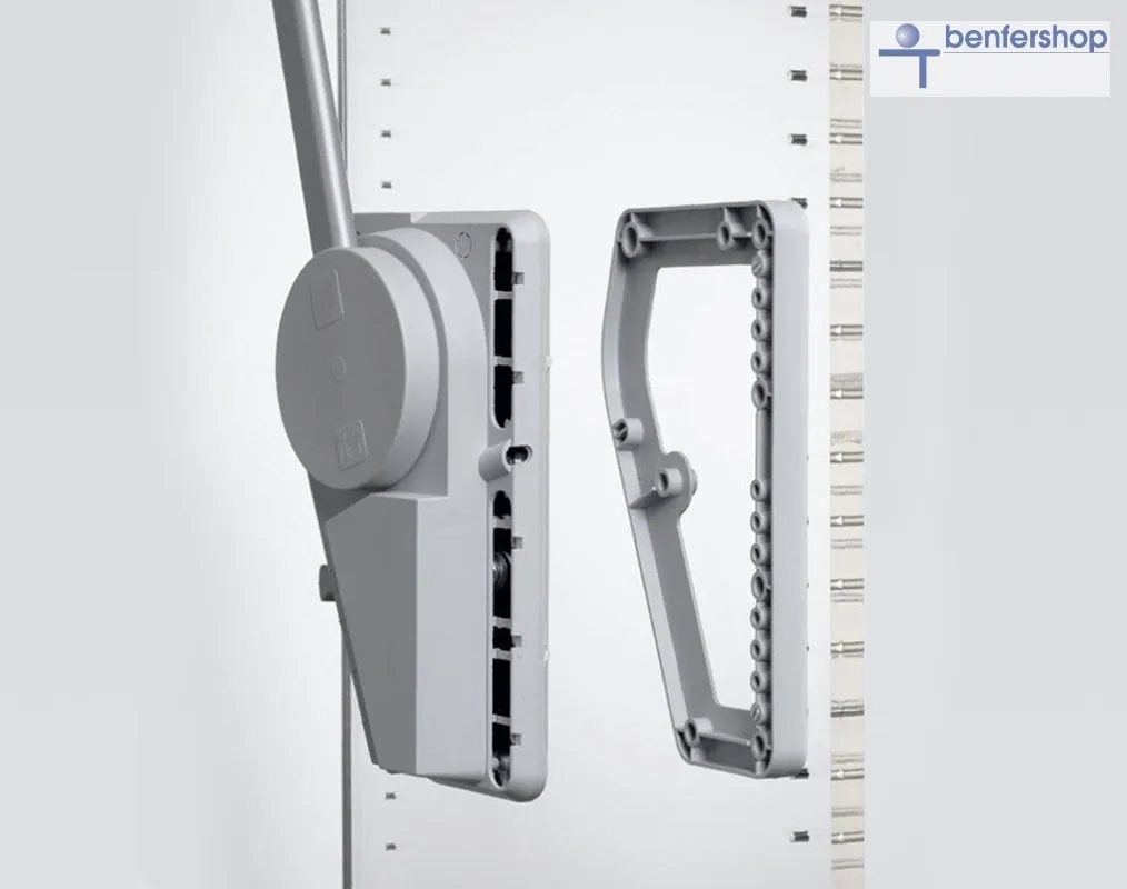 Kleiderlfift, Tragkraft einstellbar von 12 bis 20 Kg. Breite von 56 bis 90 cm. Distanzrahmen für Türeinschrung, Stärke 20 mm.