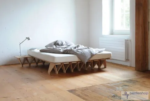Naturholzbett, Tojo-Lieg, einsetzbar für viele Räumlichkeiten als Einzelbett, Doppelbett, Gäsebett oder als Jugendbett.