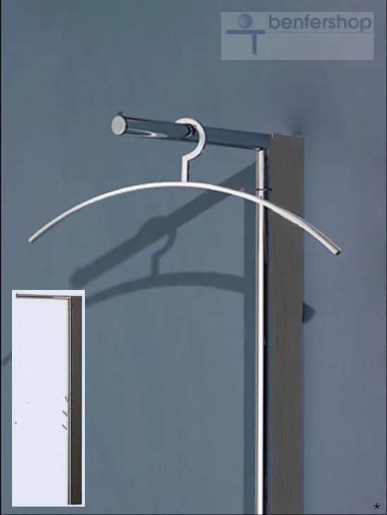 Schwenkbare Wandgarderobe mit drei drehbaren Haken und einer Kleiderbügelstange. Material Holz anthrazit, Metallteile verchromt.